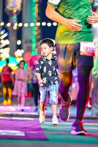 BIB: 9996
                            <button type="button" onclick="openModal(24686773)" class="btn btn-primary btn-sm float-right btn-popup" data-toggle="modal" data-target=".modal-high-quality">
                        <i class="fas fa-shopping-cart"></i> Add to Cart
                    </button>
                                            <button type="button" onclick="isThisMe(24686773, true)" class="btn btn-success btn-sm float-right btn-popup btn-isme hidden" data-toggle="tooltip" data-placement="bottom" title="นี่คือรูปของคุณใช่ไหม คลิกที่นี่เพื่อเอาเข้าอัลบั้ม">
                        <i class="fas fa-plus"></i> Add to album
                    </button>
                    <button type="button" onclick="isThisMe(24686773, false)" class="btn btn-warning btn-sm float-right btn-popup btn-isnotme hidden">
                        <i class="fas fa-ban"></i> Remove from album
                    </button>